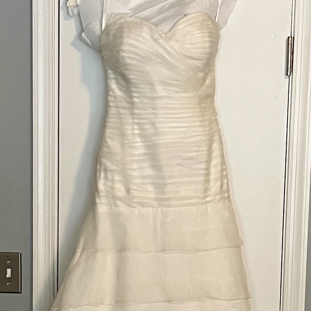 Alyne Ivory Wedding Dress